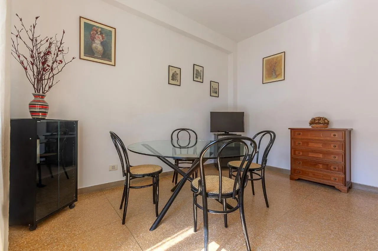 Bologna Rimesse & Ospedale Sant'Orsola Apartment