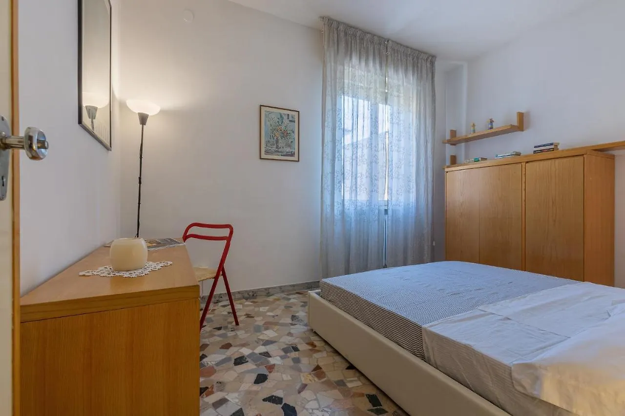 Bologna Rimesse & Ospedale Sant'Orsola Apartment Italien